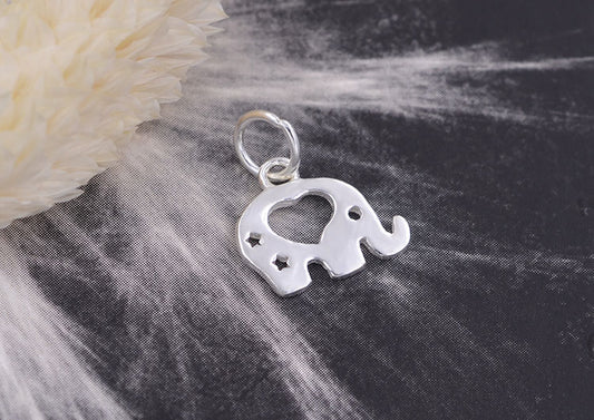 Charm-Anhänger „Kleiner Elefant“ aus Sterlingsilber, S925