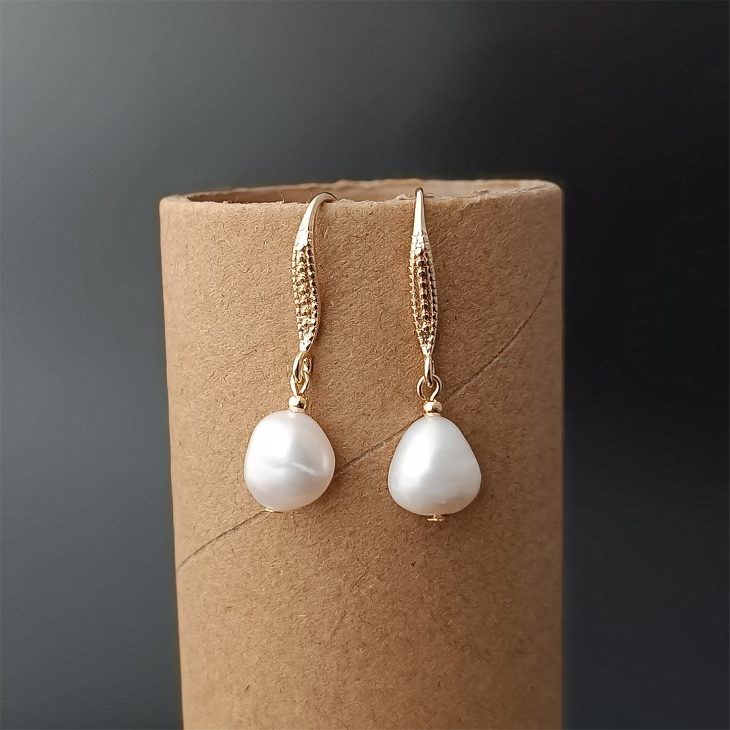 Boucles d'oreilles à crochet en perles baroques d'eau douce naturelles, usage quotidien, crochets d'oreille à pois 14K GF