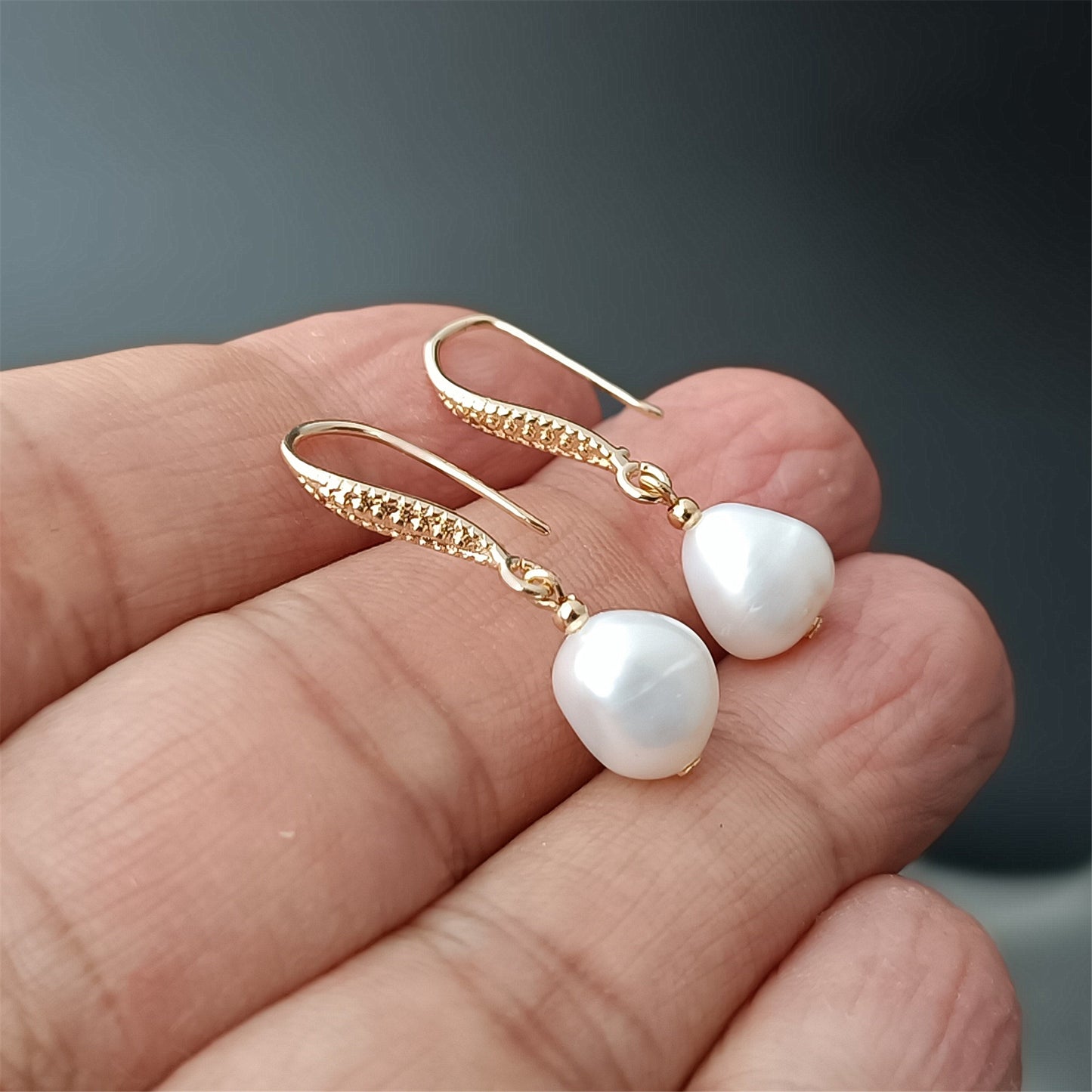 Boucles d'oreilles à crochet en perles baroques d'eau douce naturelles, usage quotidien, crochets d'oreille à pois 14K GF