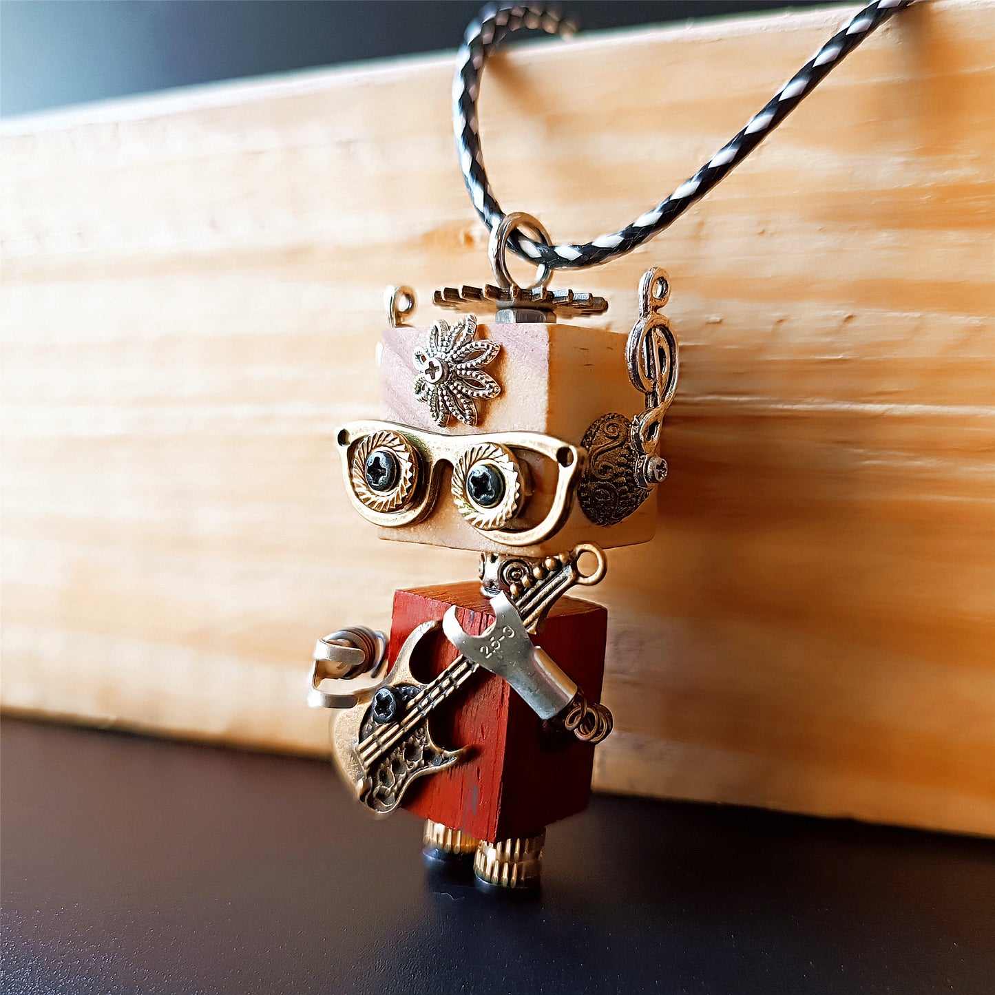 Steampunk bois Robot jouet décoration collège étudiant cadeau d'anniversaire dortoir bureau accessoires en bois drôle Geek chambre décor porte-clés pendentif