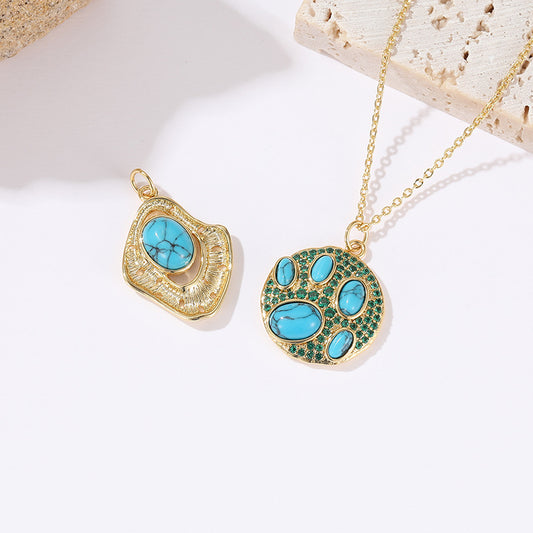 2 pendentifs de charme ovales de forme irrégulière, résine turquoise, strass embellis 14K GF